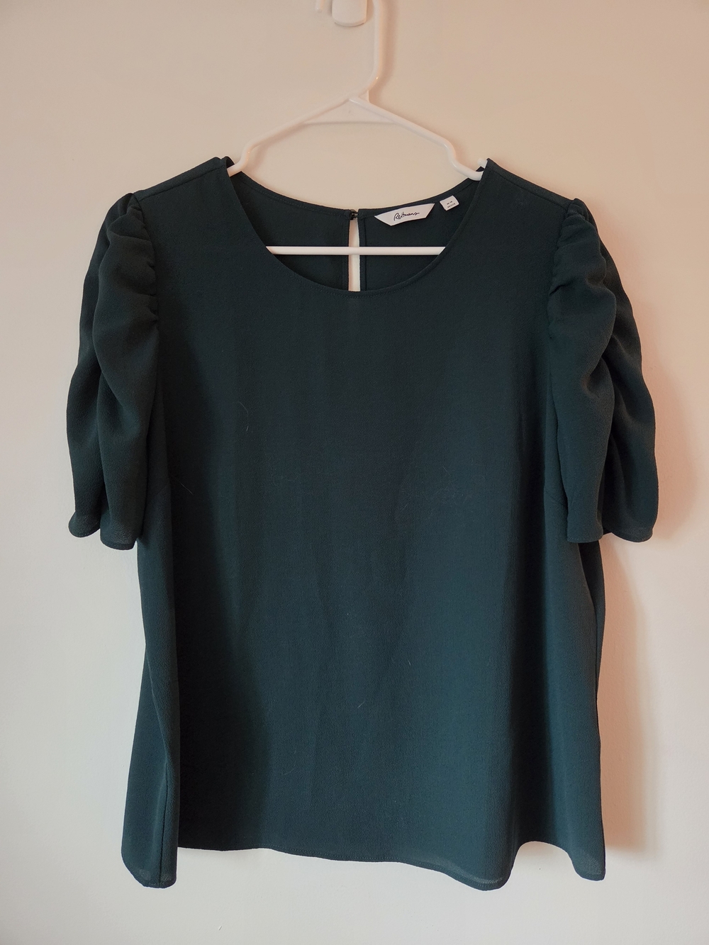 Reitmans Dark Green Puff Sleeve Women's Top